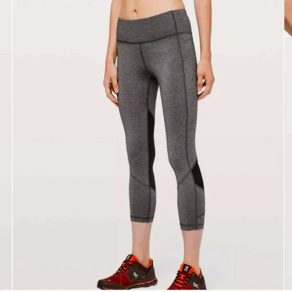 Lululemon cropped pace revival leggings - Picture 1 of 8